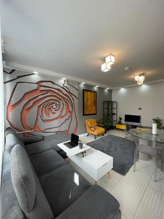 Bright: Flat With Balcony - Kitchen - Free Parking Διαμέρισμα Βερολίνο Εξωτερικό φωτογραφία